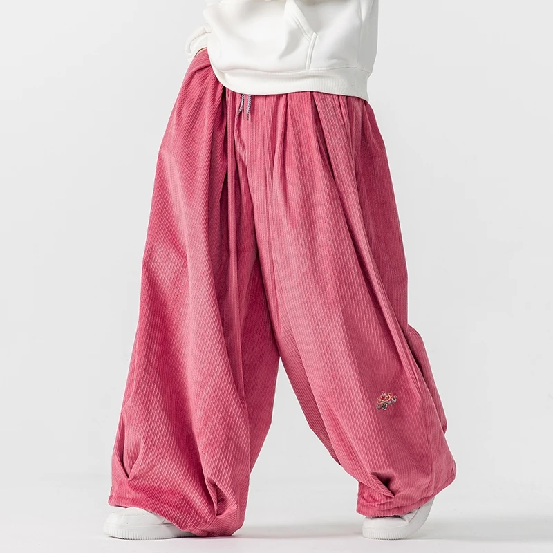 Pantaloni Larghi in Velluto a  - Corduroy Pant Warm recensione e prezzo
